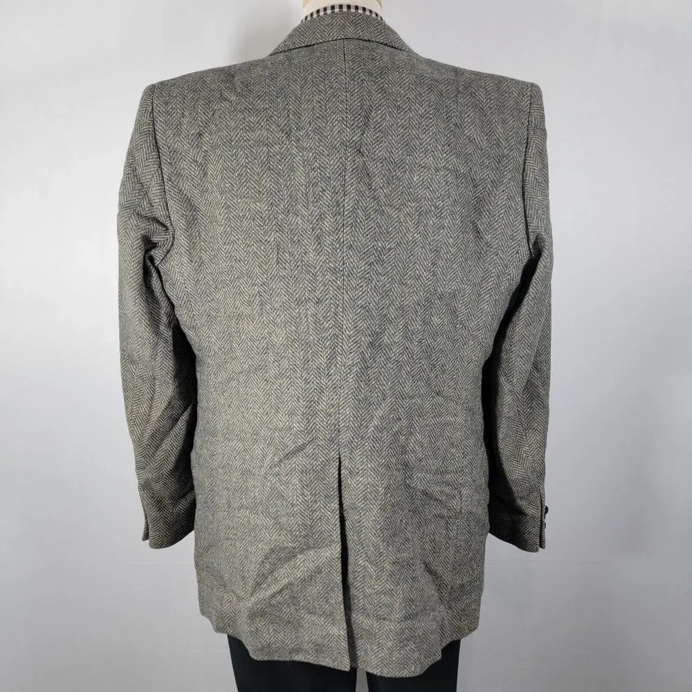 VTG Austin Manor Men's Tweed Sport Coat Blazer Two Button Gray‎ Herringbone 46L